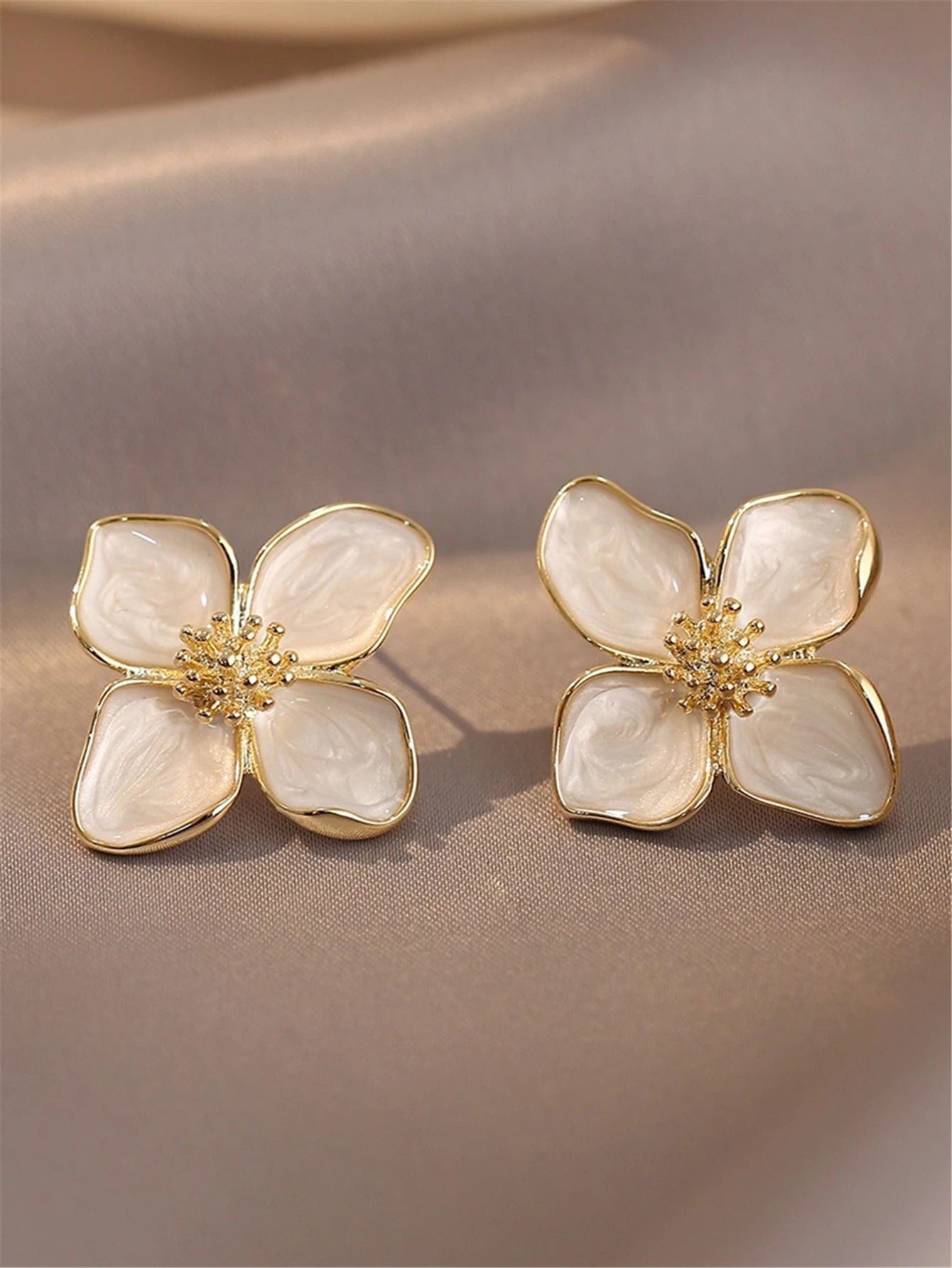 Belle Fleur Earrings