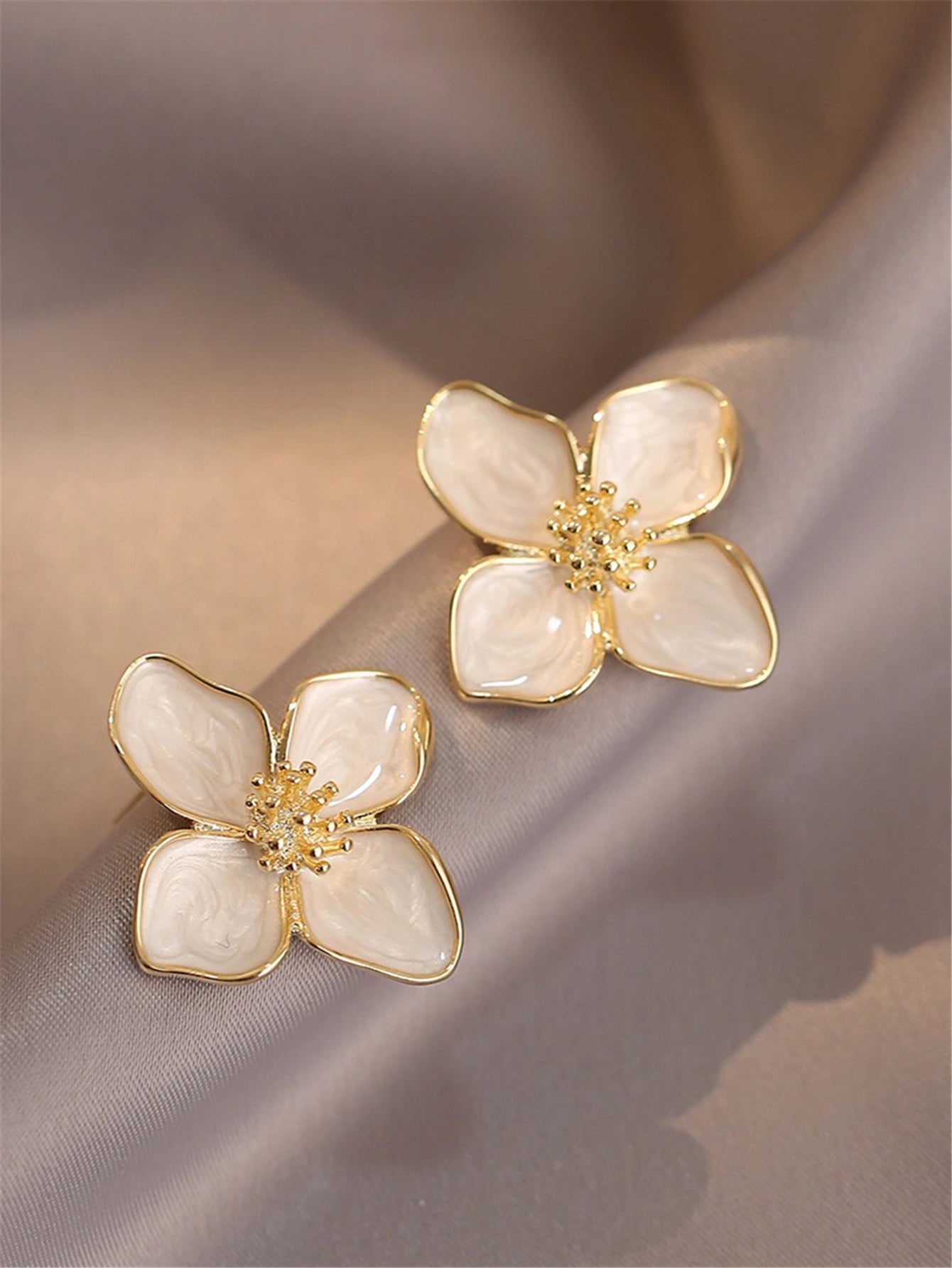Belle Fleur Earrings